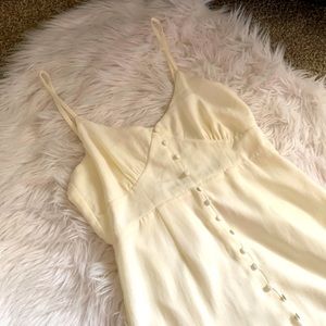 Beautiful cream colored dress. Never worn. Size small.